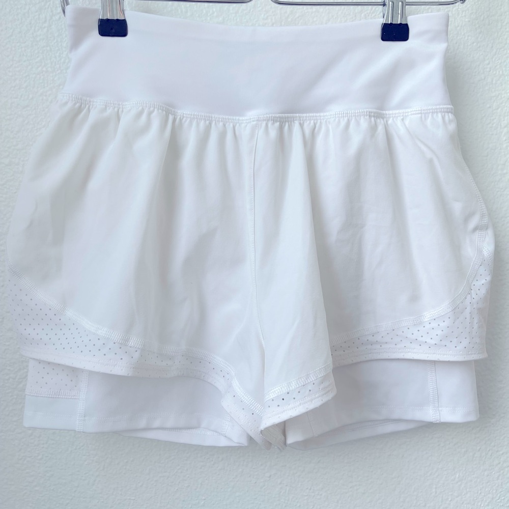 NWOT Spanx Get Moving Double Layer Shorts Size S White Back Zip Pocket Lined